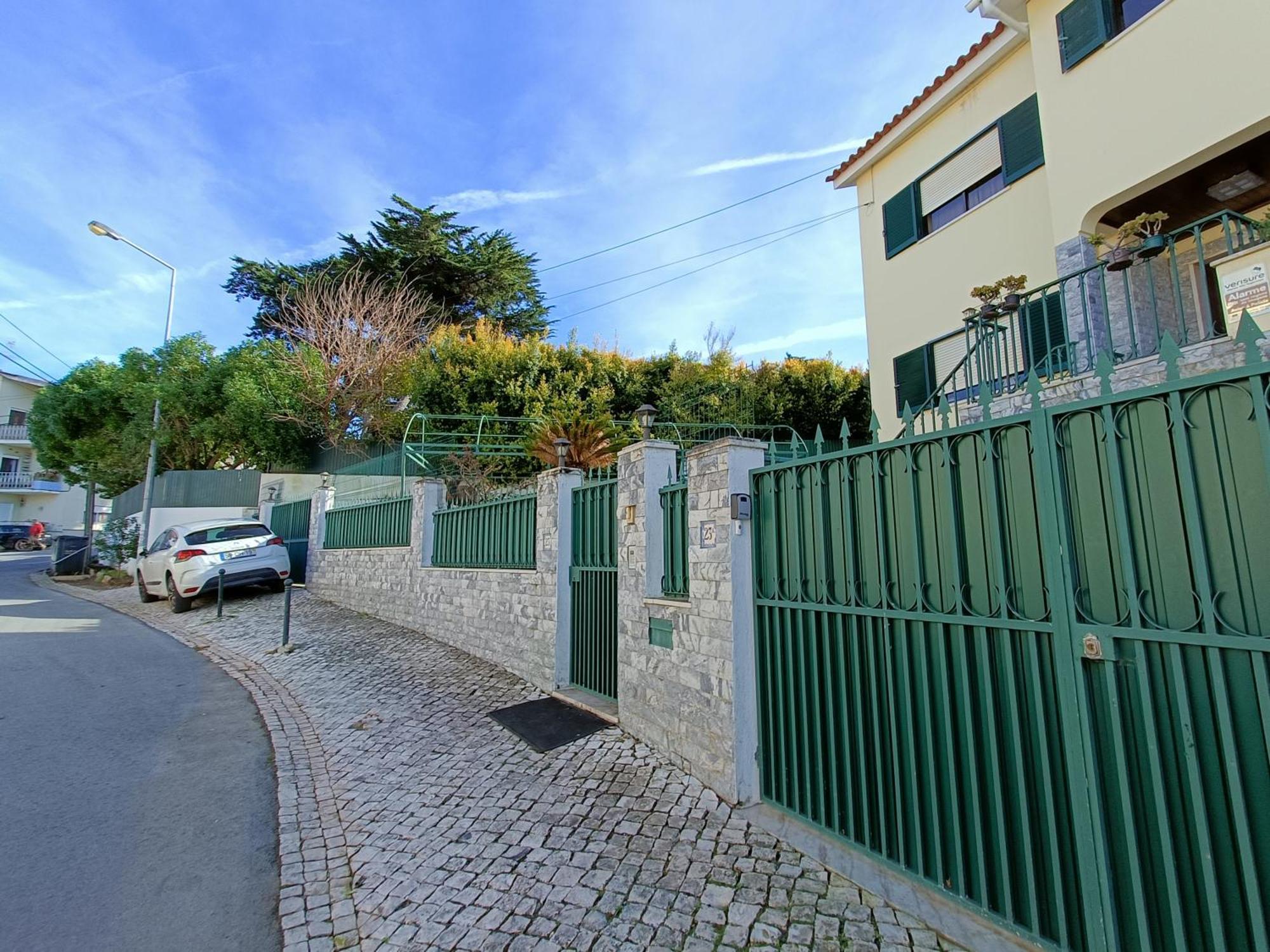 Knowing 110sqm Apartment *